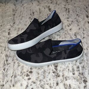 EUC Rothy’s Slip on Sneaker